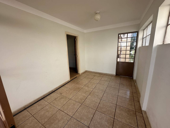 Imagem Casa com 2 Quartos para Alugar, 400 m² em Centro - Botucatu