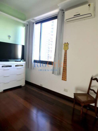 Imagem Apartamento com 4 Quartos à Venda, 165 m² em Barra Da Tijuca - Rio De Janeiro