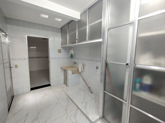 Imagem Sobrado com 4 Quartos à Venda, 132 m² em Conjunto Habitacional Barreira Grande - São Paulo