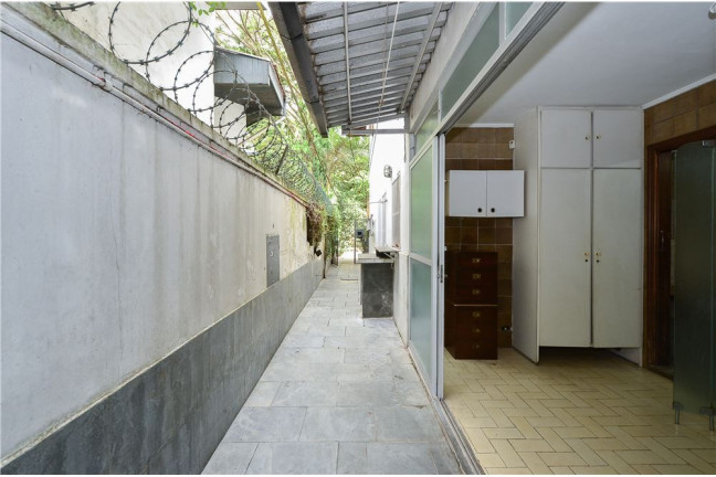 Imagem Casa com 3 Quartos à Venda, 395 m² em Morumbi - São Paulo Imagem Casa com 3 Quartos à Venda, 395 m² em Morumbi - São Paulo