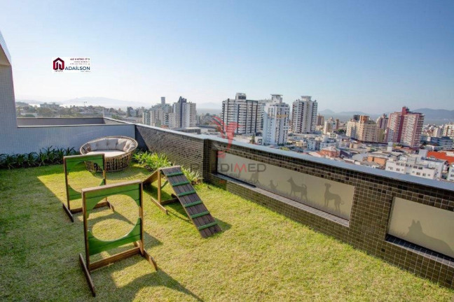 Imagem Apartamento com 3 Quartos à Venda, 130 m² em Canto - Florianópolis Imagem Apartamento com 3 Quartos à Venda, 130 m² em Canto - Florianópolis