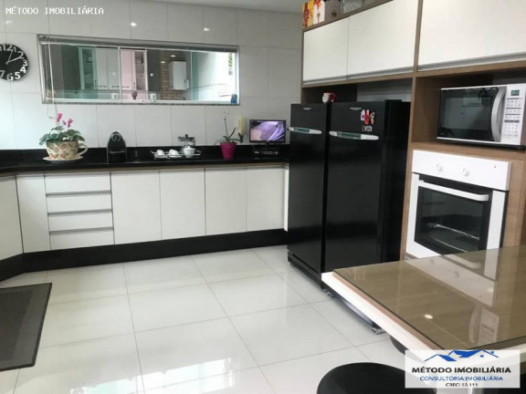 Imagem Casa com 3 Quartos à Venda, 300 m² em Jardim - Santo André Imagem Casa com 3 Quartos à Venda, 300 m² em Jardim - Santo André