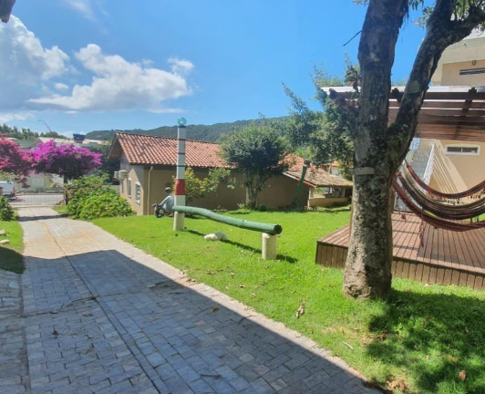Imagem Casa com 2 Quartos para Alugar,  em Guarda Do Embau - Palhoça