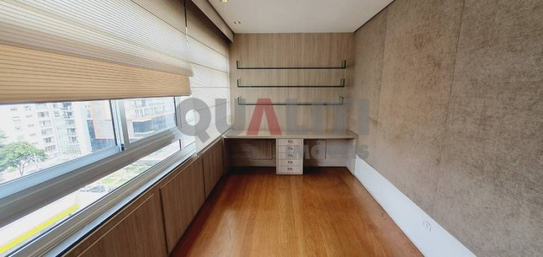 Imagem Apartamento com 3 Quartos à Venda, 251 m² em Jardim Paulista - São Paulo