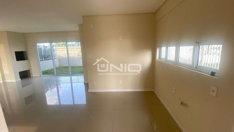 Imagem Casa com 3 Quartos à Venda, 190 m² em Fraron - Pato Branco Imagem Casa com 3 Quartos à Venda, 190 m² em Fraron - Pato Branco