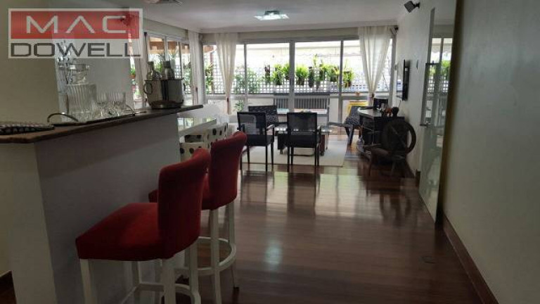 Imagem Cobertura com 3 Quartos à Venda, 180 m² em Copacabana / Rio De Janeiro / Rj - Rio De Janeiro Imagem Cobertura com 3 Quartos à Venda, 180 m² em Copacabana / Rio De Janeiro / Rj - Rio De Janeiro