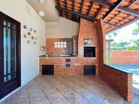 Imagem Casa com 2 Quartos à Venda, 153 m² em Pinheiros - Balneário Barra Do Sul Imagem Casa com 2 Quartos à Venda, 153 m² em Pinheiros - Balneário Barra Do Sul