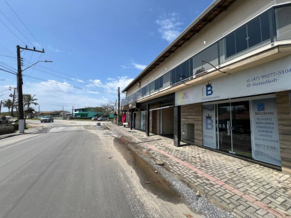 Imagem Casa com 9 Quartos à Venda, 450 m² em Centro - Balneário Barra Do Sul Imagem Casa com 9 Quartos à Venda, 450 m² em Centro - Balneário Barra Do Sul
