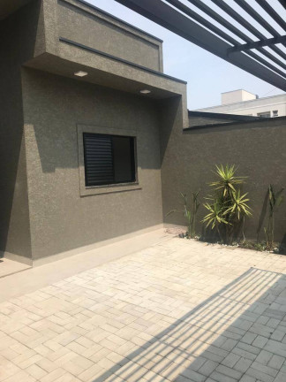 Imagem Casa com 3 Quartos à Venda, 175 m² em Nova Cerejeira - Atibaia Imagem Casa com 3 Quartos à Venda, 175 m² em Nova Cerejeira - Atibaia