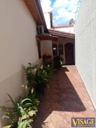 Imagem Casa com 3 Quartos à Venda, 231 m² em Centro - Jacareí Imagem Casa com 3 Quartos à Venda, 231 m² em Centro - Jacareí