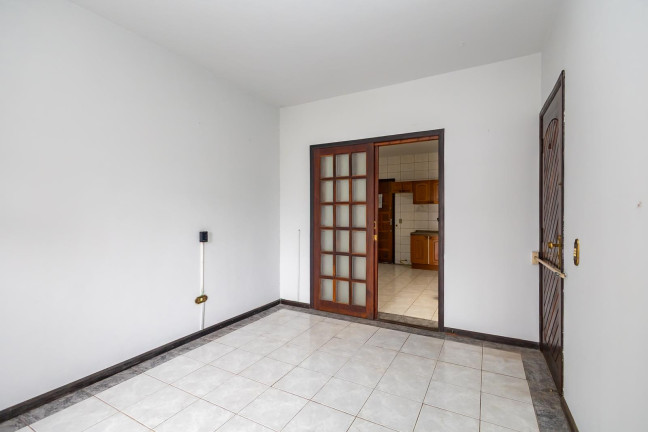 Imagem Casa com 4 Quartos para Alugar, 200 m² em Bigorrilho - Curitiba Imagem Casa com 4 Quartos para Alugar, 200 m² em Bigorrilho - Curitiba