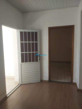 Imagem Casa com 2 Quartos à Venda, 70 m² em Vila Santa Rosa - Jundiaí Imagem Casa com 2 Quartos à Venda, 70 m² em Vila Santa Rosa - Jundiaí
