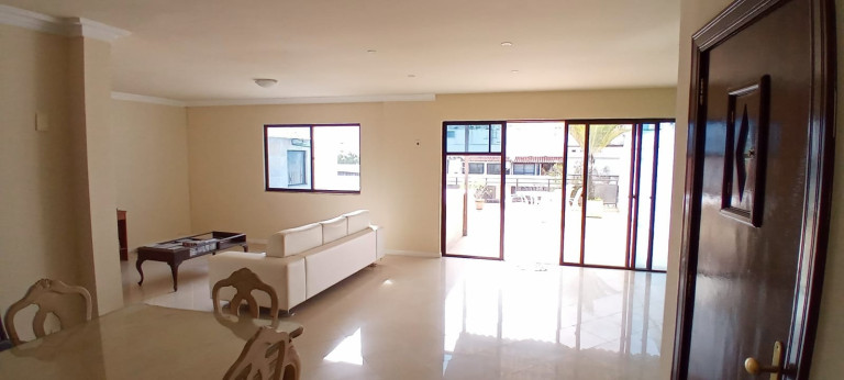 Imagem Imóvel com 5 Quartos à Venda, 380 m² em Recreio Dos Bandeirantes - Rio De Janeiro Imagem Imóvel com 5 Quartos à Venda, 380 m² em Recreio Dos Bandeirantes - Rio De Janeiro