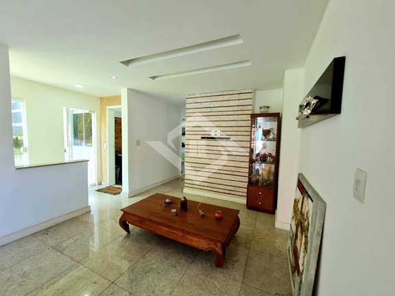 Imagem Casa com 4 Quartos à Venda, 450 m² em Sapê - Niterói Imagem Casa com 4 Quartos à Venda, 450 m² em Sapê - Niterói
