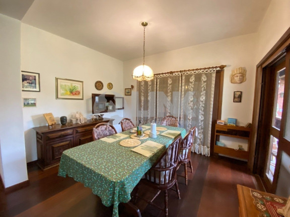 Imagem Casa com 3 Quartos à Venda, 261 m² em Ipanema - Porto Alegre Imagem Casa com 3 Quartos à Venda, 261 m² em Ipanema - Porto Alegre