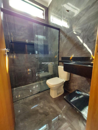 Imagem Casa com 3 Quartos à Venda, 130 m² Imagem Casa com 3 Quartos à Venda, 130 m²