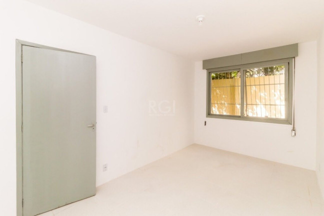Imagem Imóvel com 3 Quartos à Venda, 228 m² em Bom Jesus - Porto Alegre Imagem Imóvel com 3 Quartos à Venda, 228 m² em Bom Jesus - Porto Alegre
