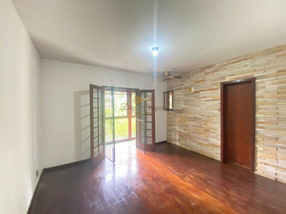 Imagem Casa com 3 Quartos à Venda, 212 m² em Granja Mafra - Teresópolis Imagem Casa com 3 Quartos à Venda, 212 m² em Granja Mafra - Teresópolis