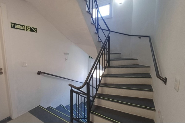 Imagem Imóvel com 2 Quartos à Venda, 64 m² em Vila Ipiranga - Porto Alegre Imagem Imóvel com 2 Quartos à Venda, 64 m² em Vila Ipiranga - Porto Alegre