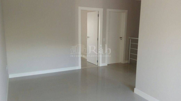 Imagem Sobrado com 3 Quartos à Venda, 190 m² em Praia Dos Amores - Balneário Camboriú