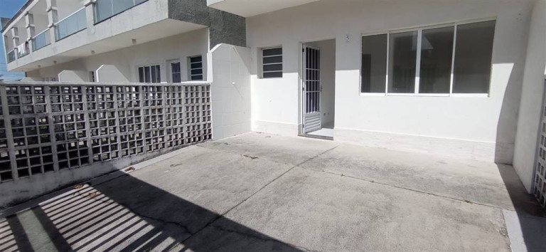 Imagem Sobrado com 2 Quartos à Venda, 69 m² em Santa Eugenia - Mongagua
