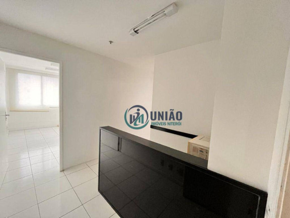 Sala Comercial à Venda, 27 m² em Centro - Niterói