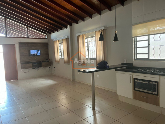 Imagem Casa com 3 Quartos à Venda, 160 m² em Jardim Silvania - Mogi Mirim Imagem Casa com 3 Quartos à Venda, 160 m² em Jardim Silvania - Mogi Mirim