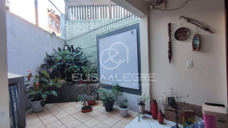 Imagem Sobrado com 3 Quartos à Venda, 174 m² em Nossa Senhora Das Graças - Canoas