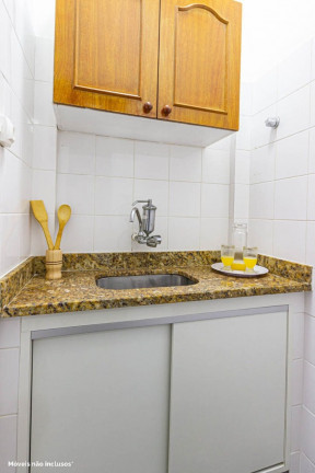 Imagem Imóvel com 1 Quarto à Venda, 45 m² em Copacabana - Rio De Janeiro Imagem Imóvel com 1 Quarto à Venda, 45 m² em Copacabana - Rio De Janeiro