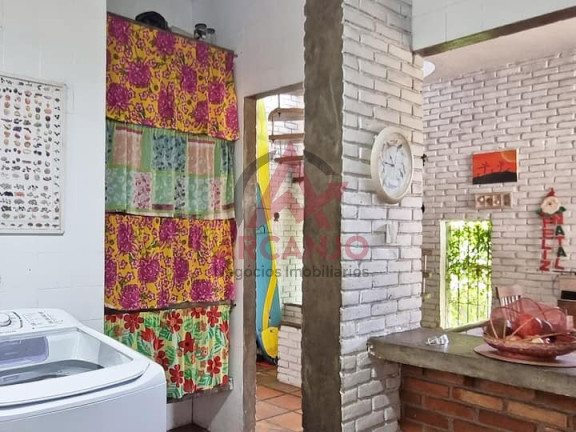 Imagem Casa com 3 Quartos à Venda, 106 m² em Itagua - Ubatuba Imagem Casa com 3 Quartos à Venda, 106 m² em Itagua - Ubatuba