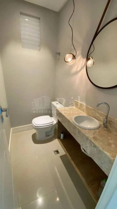 Imagem Apartamento com 3 Quartos à Venda, 138 m² em Centro - Balneário Camboriú Imagem Apartamento com 3 Quartos à Venda, 138 m² em Centro - Balneário Camboriú