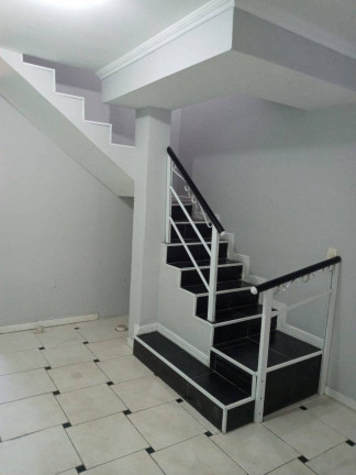 Apartamento com 2 Quartos à Venda, 69 m² em Jardim Santo André - Santo André
