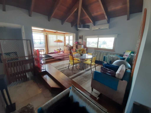 Imagem Cobertura com 3 Quartos à Venda, 347 m² em Floresta - Porto Alegre Imagem Cobertura com 3 Quartos à Venda, 347 m² em Floresta - Porto Alegre