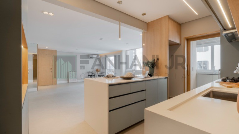 Imóvel com 2 Quartos à Venda, 130 m² em Vila Nova Conceição - São Paulo