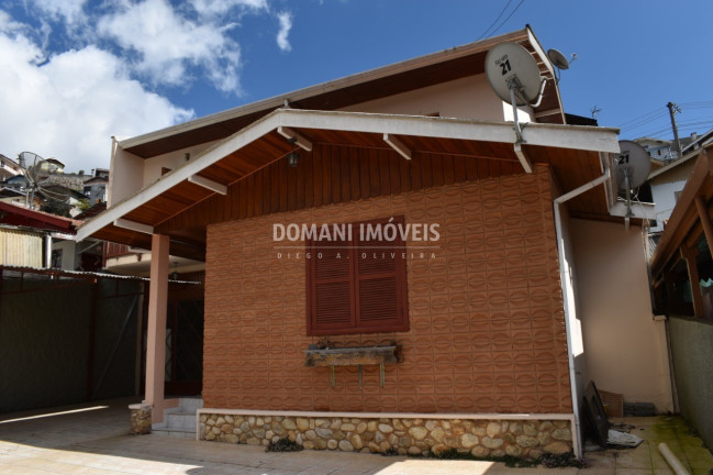 Imagem Casa com 4 Quartos à Venda, 173 m² em Região Do Jaguaribe - Campos Do Jordão Imagem Casa com 4 Quartos à Venda, 173 m² em Região Do Jaguaribe - Campos Do Jordão