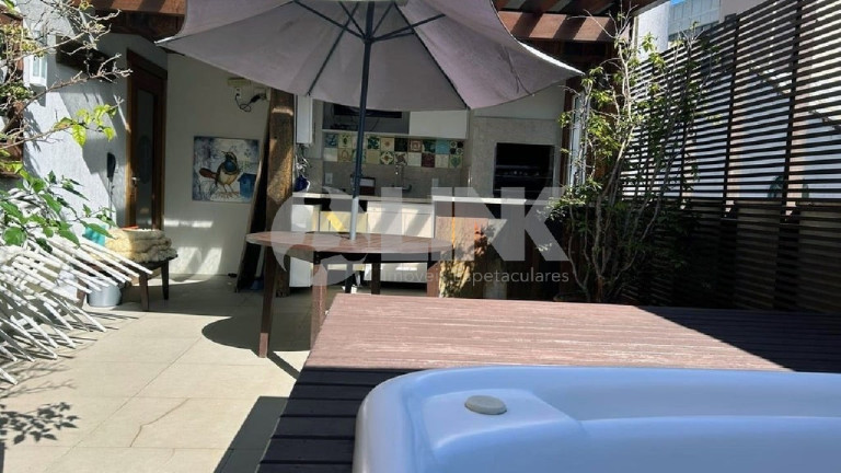 Imagem Apartamento com 2 Quartos à Venda, 49 m² em Moinhos De Vento - Porto Alegre
