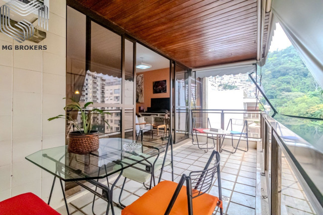 Imagem Imóvel com 3 Quartos à Venda, 137 m² em Botafogo - Rio De Janeiro Imagem Imóvel com 3 Quartos à Venda, 137 m² em Botafogo - Rio De Janeiro