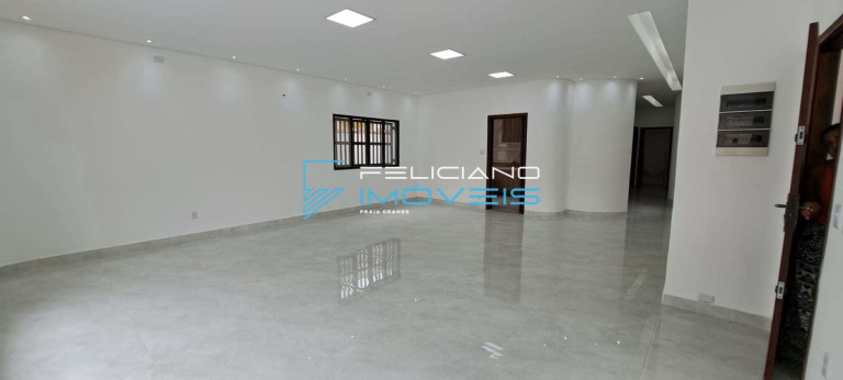 Imagem Casa com 3 Quartos à Venda, 194 m² em Canto Do Forte - Praia Grande
