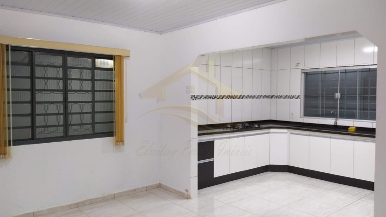 Imagem Casa com 3 Quartos à Venda, 134 m² em Pacaembu - Londrina Imagem Casa com 3 Quartos à Venda, 134 m² em Pacaembu - Londrina