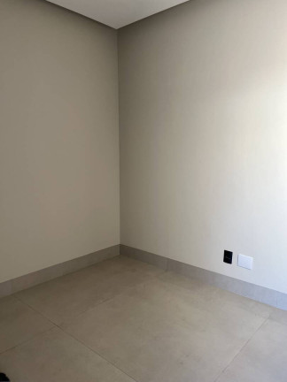 Imagem Casa com 3 Quartos à Venda, 200 m² em Cidade Satélite São Luiz - Aparecida De Goiânia Imagem Casa com 3 Quartos à Venda, 200 m² em Cidade Satélite São Luiz - Aparecida De Goiânia