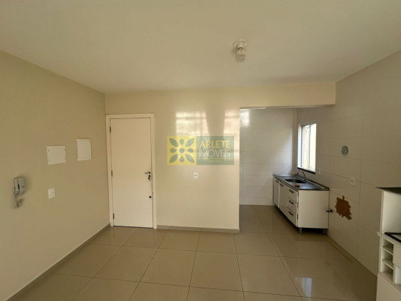 Imagem Apartamento com 2 Quartos para Alugar, 80 m² em Balneário Perequê - Porto Belo Imagem Apartamento com 2 Quartos para Alugar, 80 m² em Balneário Perequê - Porto Belo