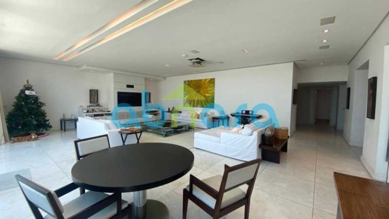 Imagem Cobertura com 4 Quartos à Venda, 680 m² em Copacabana - Rio De Janeiro Imagem Cobertura com 4 Quartos à Venda, 680 m² em Copacabana - Rio De Janeiro