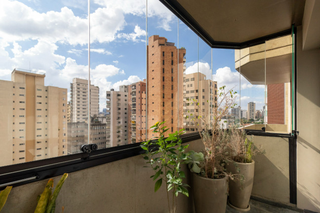 Imagem Apartamento com 3 Quartos à Venda, 180 m² em Brooklin - São Paulo Imagem Apartamento com 3 Quartos à Venda, 180 m² em Brooklin - São Paulo
