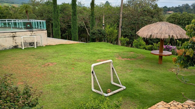Imagem Casa com 4 Quartos à Venda, 600 m² em Piracaia Imagem Casa com 4 Quartos à Venda, 600 m² em Piracaia
