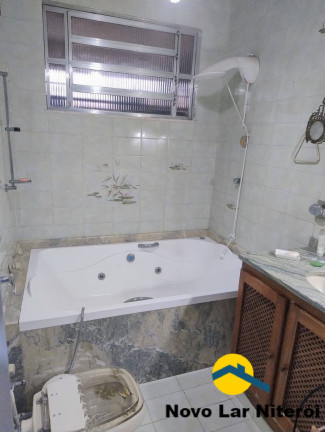 Imagem Casa com 8 Quartos à Venda, 270 m² em São Domingos - Niterói Imagem Casa com 8 Quartos à Venda, 270 m² em São Domingos - Niterói