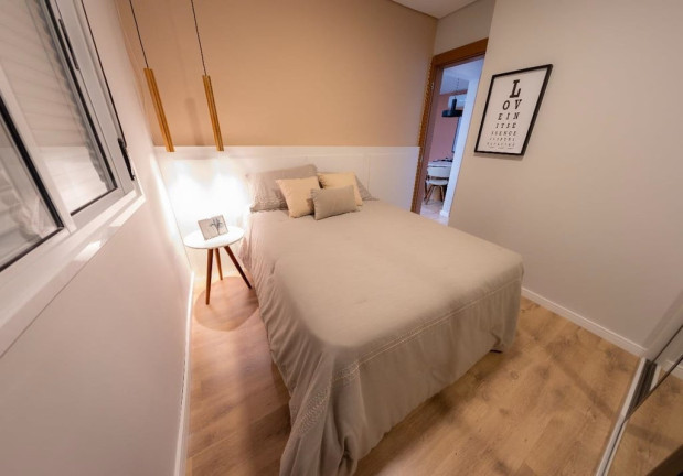 Imagem Imóvel com 2 Quartos à Venda, em Olaria - Canoas Imagem Imóvel com 2 Quartos à Venda, em Olaria - Canoas