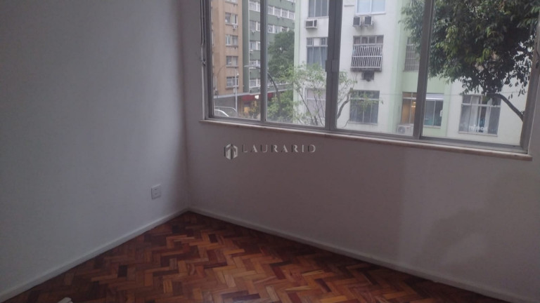 Imagem Apartamento com 1 Quarto à Venda, 47 m² em Copacabana - Rio De Janeiro Imagem Apartamento com 1 Quarto à Venda, 47 m² em Copacabana - Rio De Janeiro