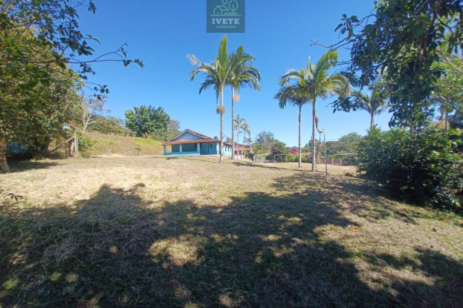 Imagem Casa com 3 Quartos à Venda, 3.000 m² Imagem Casa com 3 Quartos à Venda, 3.000 m²