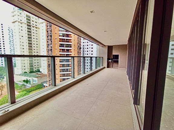 Apartamento com 3 Quartos à Venda, 154 m² em Vila Nova Conceição - São Paulo
