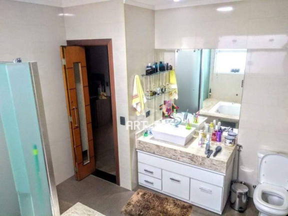 Imagem Sobrado com 3 Quartos à Venda, 268 m² em Rudge Ramos - São Bernardo Do Campo Imagem Sobrado com 3 Quartos à Venda, 268 m² em Rudge Ramos - São Bernardo Do Campo